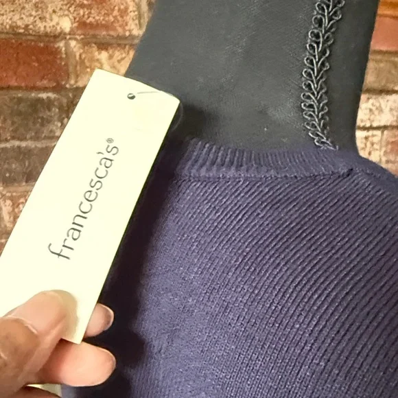 Navy and Blue Striped Puff Sleeve top - mix media - sweater and cotton - Picture 4 of 5